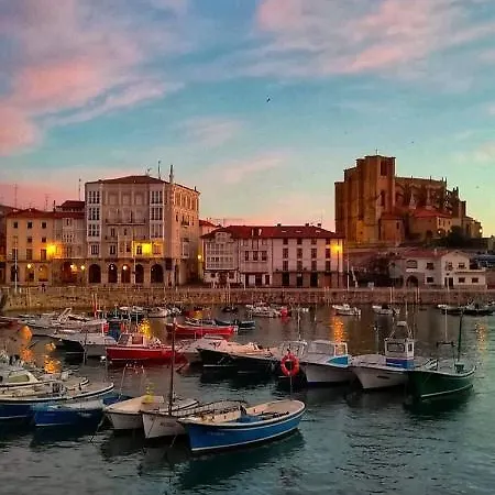 Apto San Francisco,en El Centro Y En La Playa Appartamento Castro Urdiales