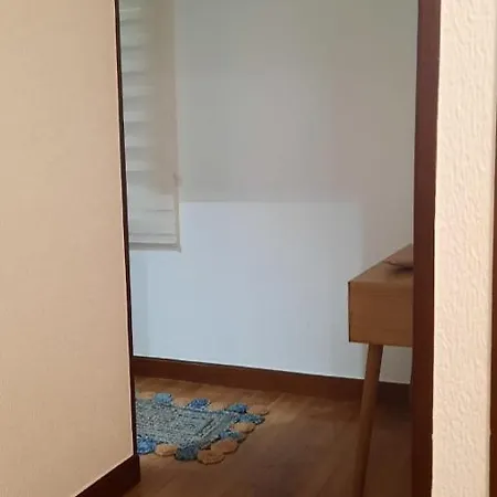 Apto San Francisco,en El Centro Y En La Playa Castro Urdiales