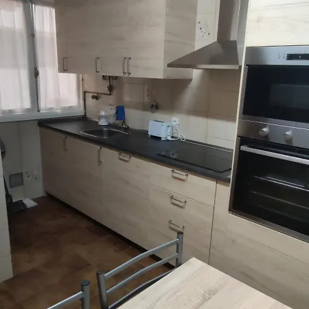 Apto San Francisco,en El Centro Y En La Playa *