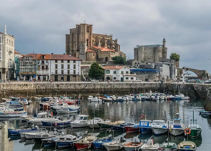 Apto San Francisco,en El Centro Y En La Playa Appartamento Castro Urdiales