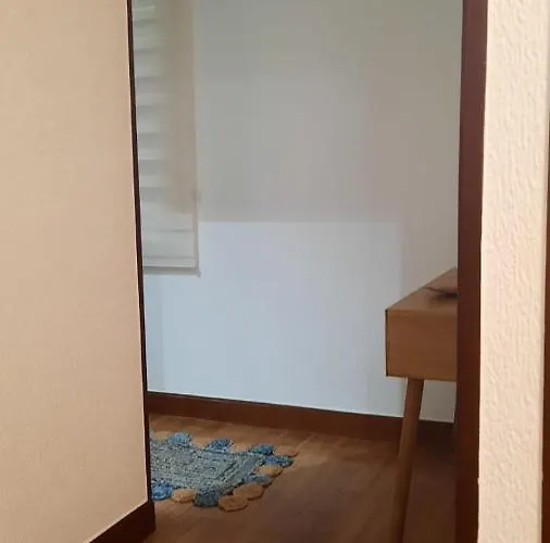 Apto San Francisco,en El Centro Y En La Playa Castro Urdiales